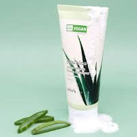 Skin79 Jeju Aloe Foam Cleanser 150ml
