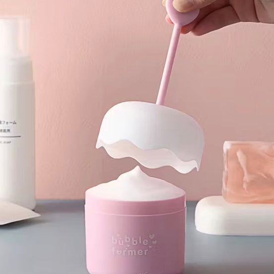 Zpěňovač čistícího gelu s motivem